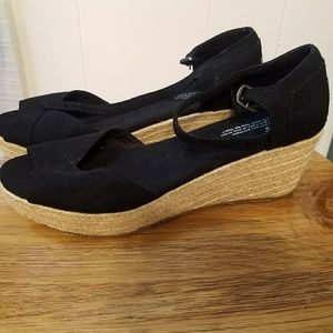 Toms Harper Wedge Sandals
